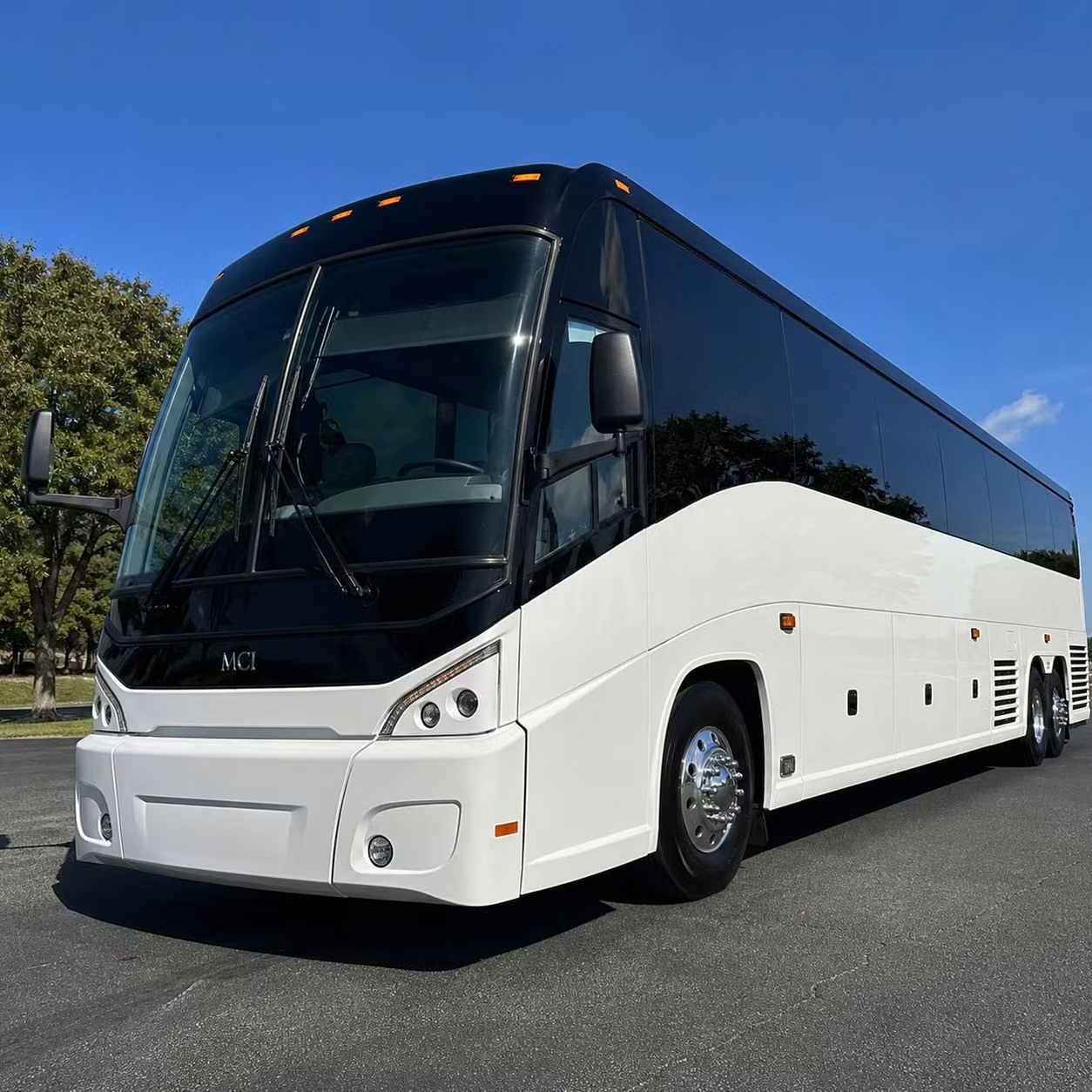 concert bus rentals to xfinity theatre hartford s biggest outdoor amphitheater