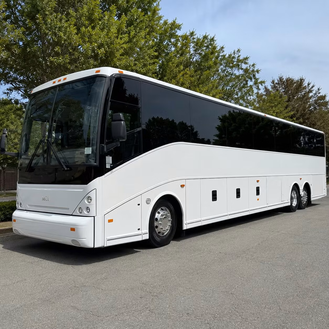hartford s major employers rely on private shuttle services here s why