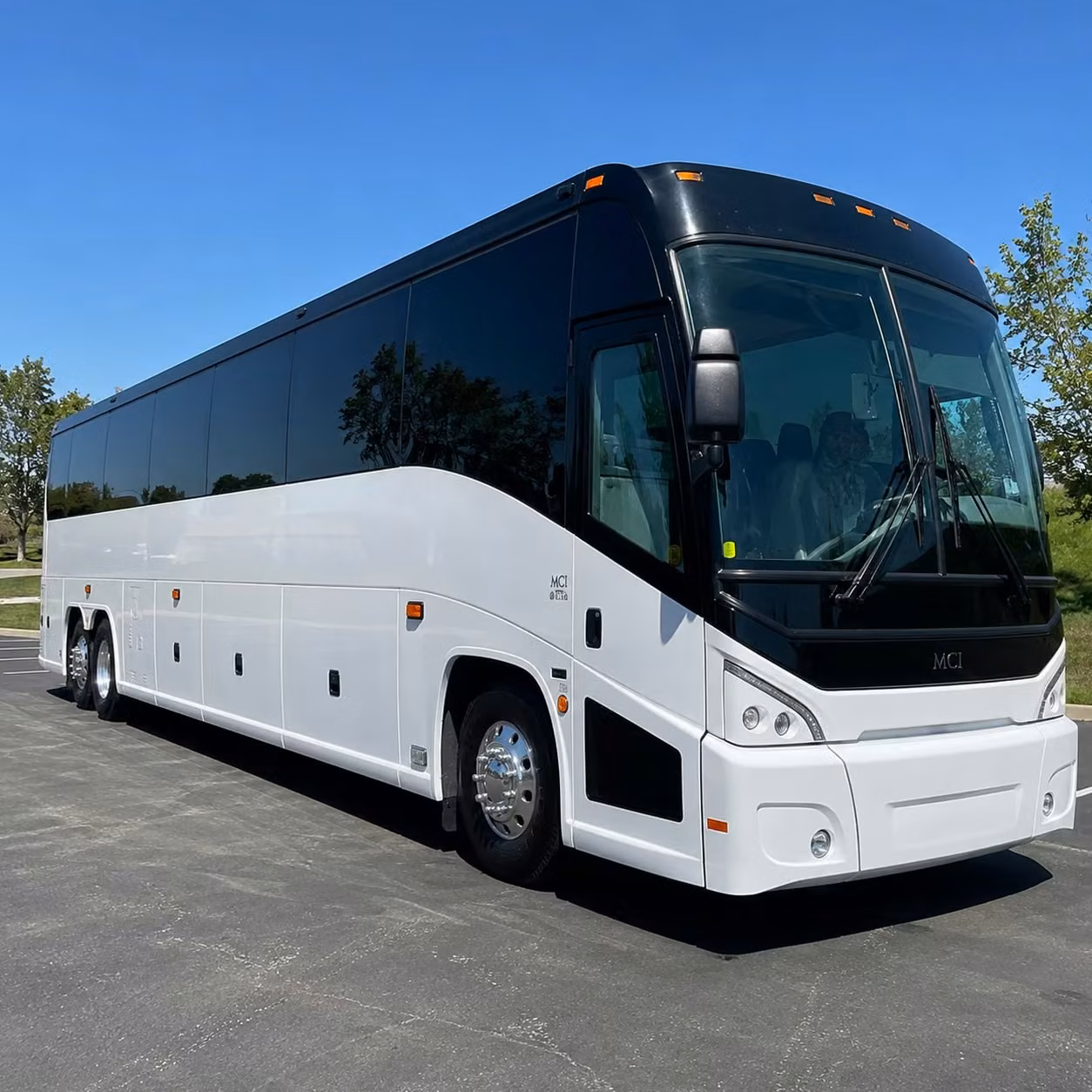 shuttle your hartford team between offices parking lots and transit hubs