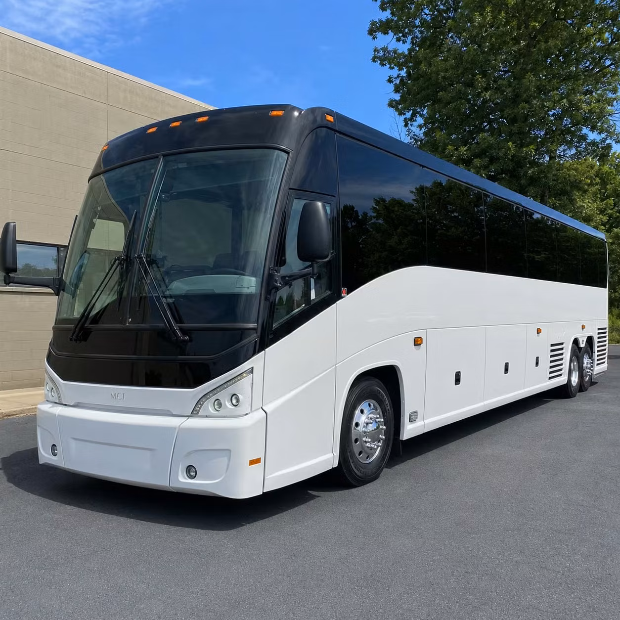 sunday shuttle services for hartford congregations with parking challenges